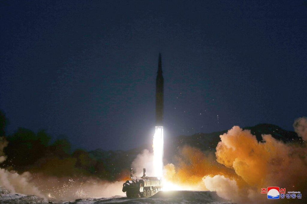 Estados Unidos sanciona a cinco funcionarios norcoreanos tras el lanzamiento de misiles