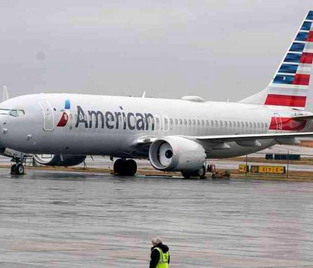 American Airlines pierde mil 993 mdd