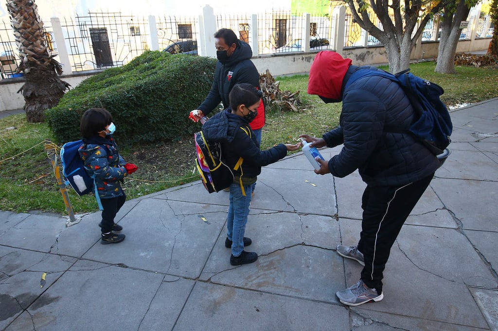 58% de escuelas en Durango, abrieron sus puertas este lunes