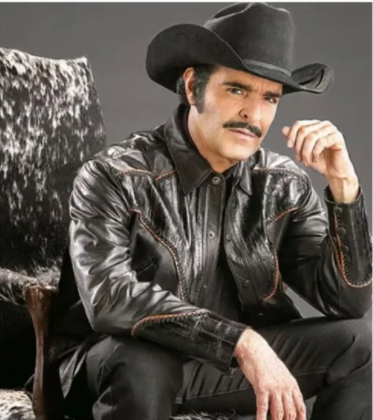 Así luce Pablo Montero como Vicente Fernández en las fotos oficiales de la serie