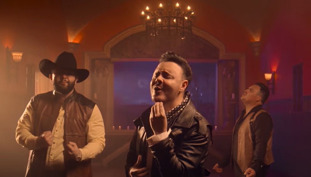 Río Roma y Carin León se unen a dueto con el tema Tú me gustas