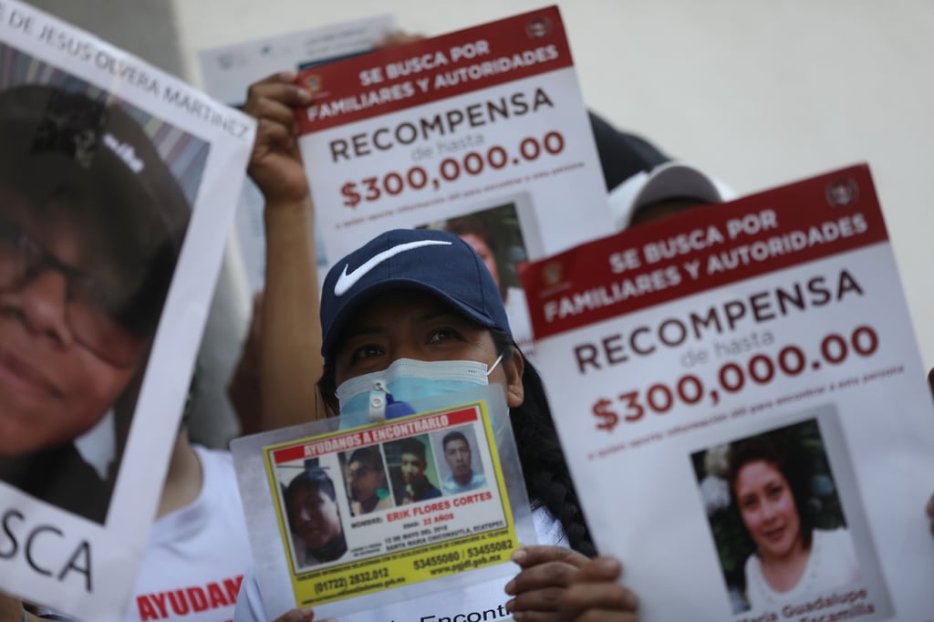 Protestan familiares de desaparecidos en CDMX