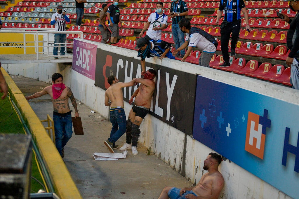 Último herido por riña en estadio Corregidora es dado de alta