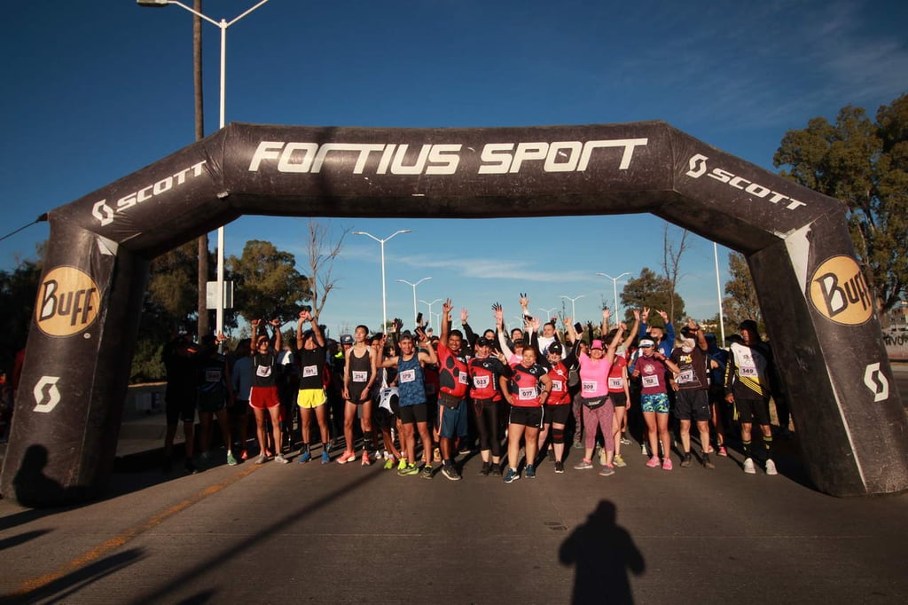 Duranguenses corrieron los 5K en carrera ‘Benito Juárez’