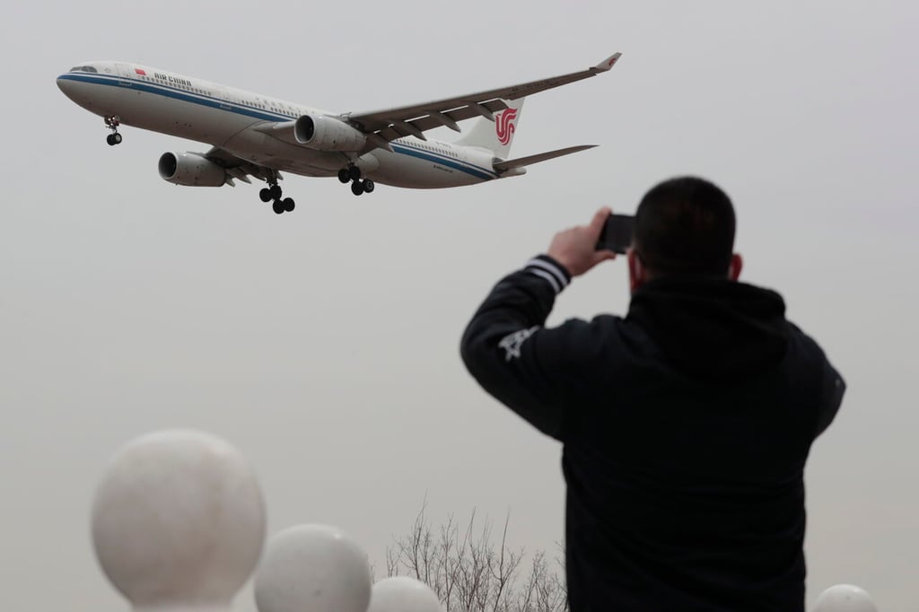 India vigilará flota de aviones Boeing 737 después de accidente en China