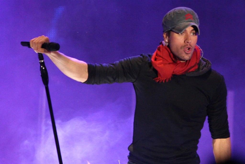 Enrique Iglesias enamora a sus fans con 'Espacio en tu corazón'