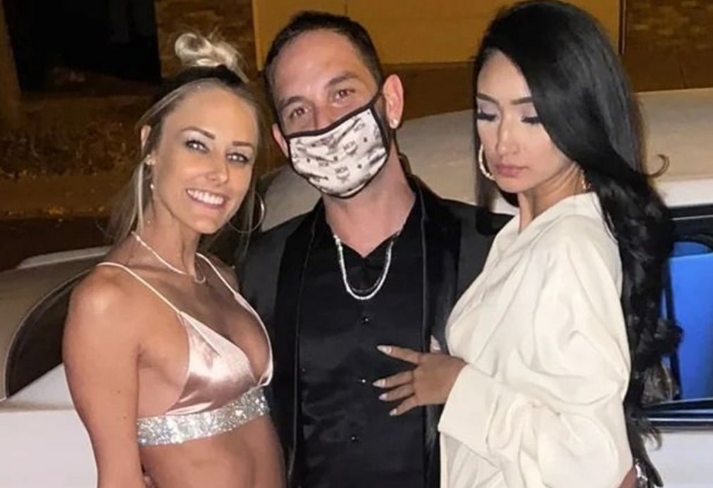 Mujer le obsequia un trio a su esposo como regalo de aniversario de bodas, pero la invitada resulta embarazada