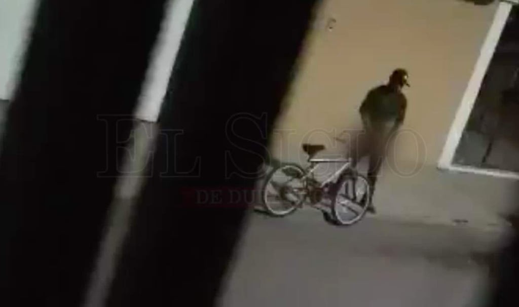 Exhiben a otro hombre ‘tocándose’ en la vía pública de Durango