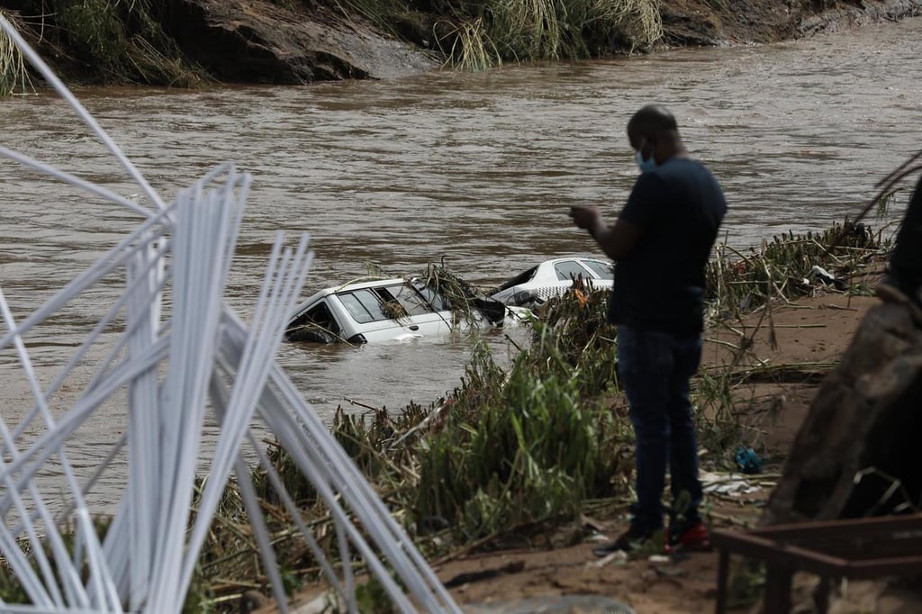 Inundaciones dejan 306 muertos en Sudáfrica