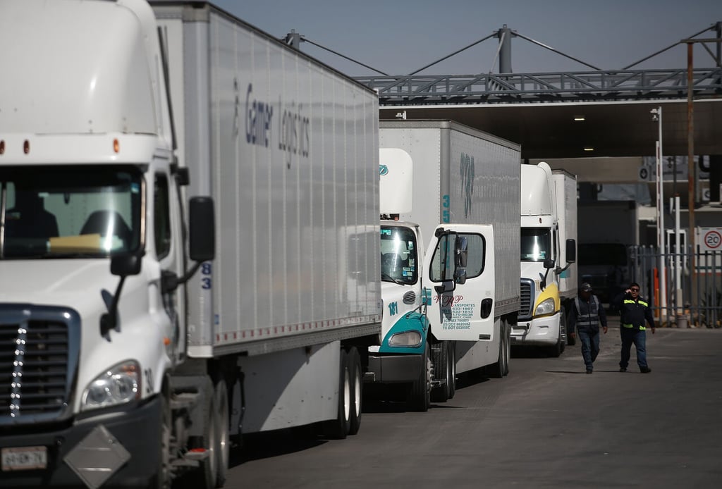 Tras firma de acuerdos con Coahuila y otros estados, Texas deroga inspección de camiones de carga en frontera