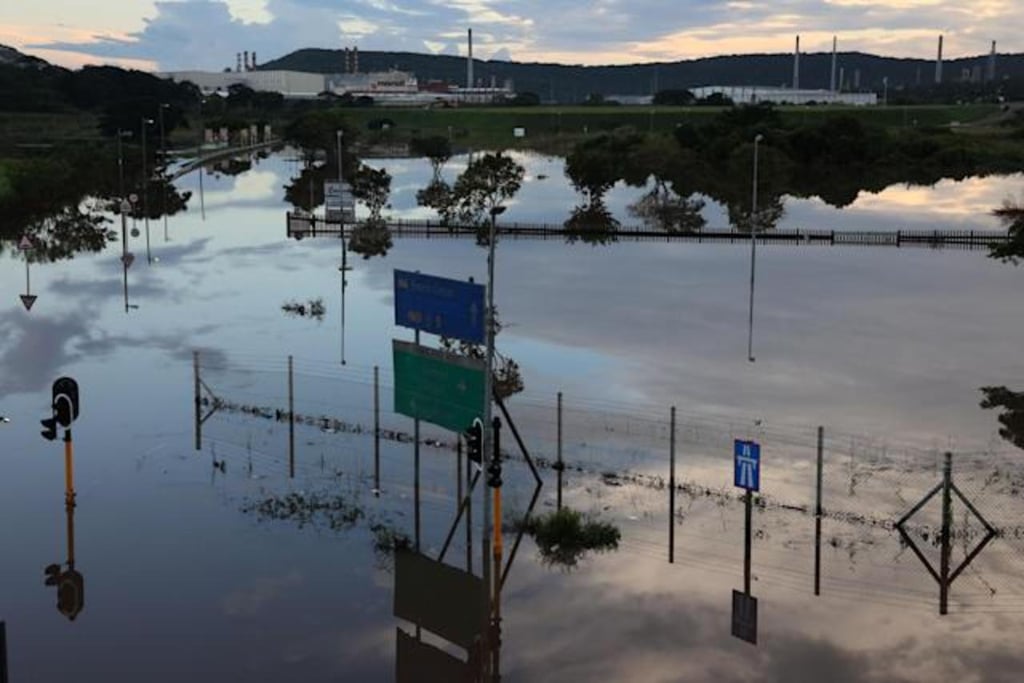 Lluvias en Sudáfrica han dejado un saldo de 395 muertos
