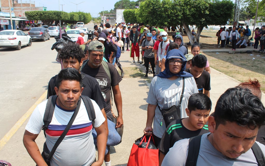 Sale segunda caravana migrante de Tapachula rumbo a la CMDX