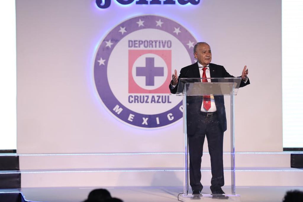 Le quitan a 'Billy' Álvarez los derechos como cooperativista de Cruz Azul