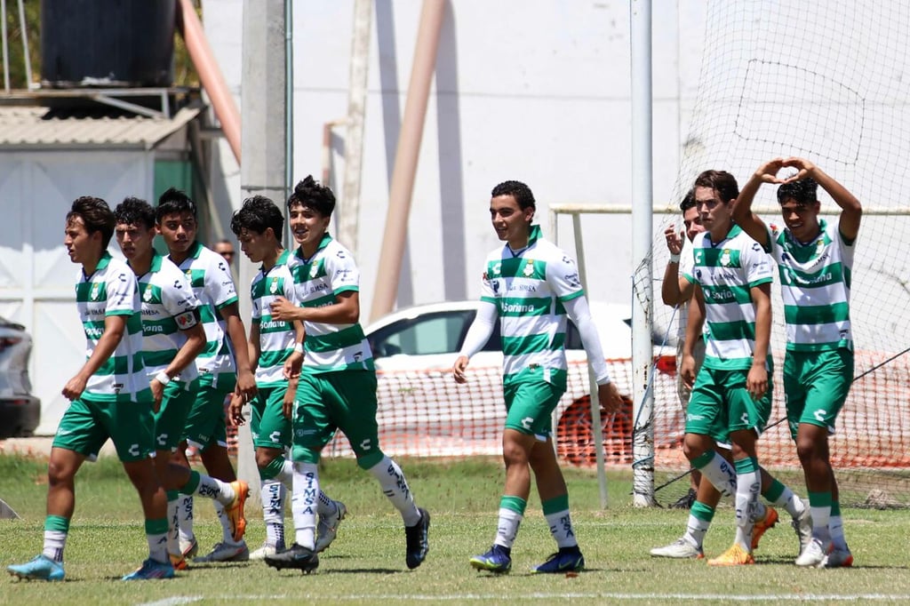 Juveniles del Santos Laguna ganan en Mazatlán