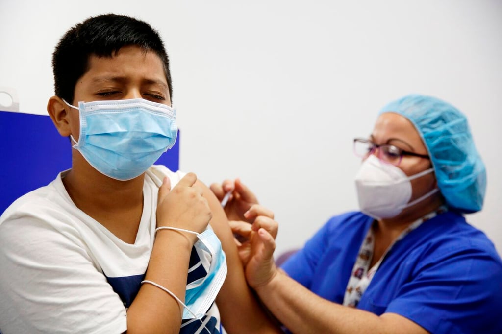 Durango espera vacunar a 70 mil menores, de 12 a 14 años, contra el COVID-19