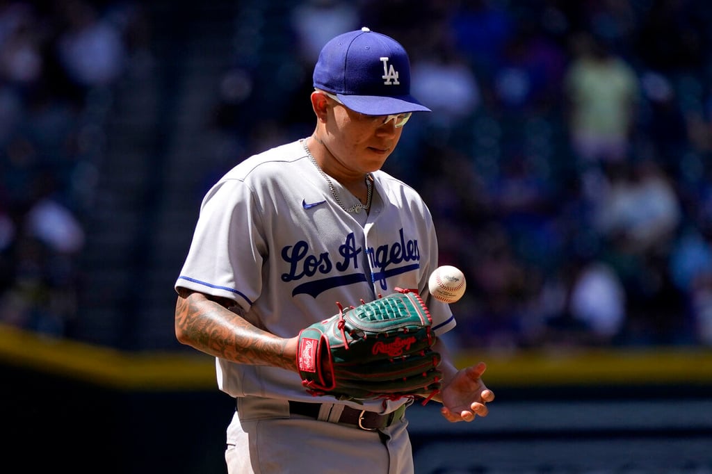 Julio Urías se va sin decisión en derrota de Dodgers