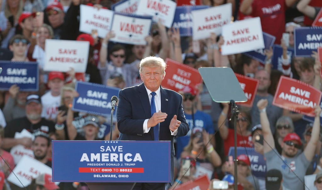 Donald Trump realiza campaña con político acusado de abuso sexual