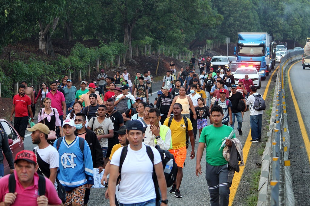 EUA insta a migrantes a que 'no vengan' al país