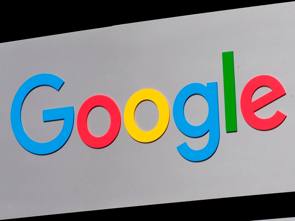 Google pide a la UE rechazar multa por 1,490 millones de euros