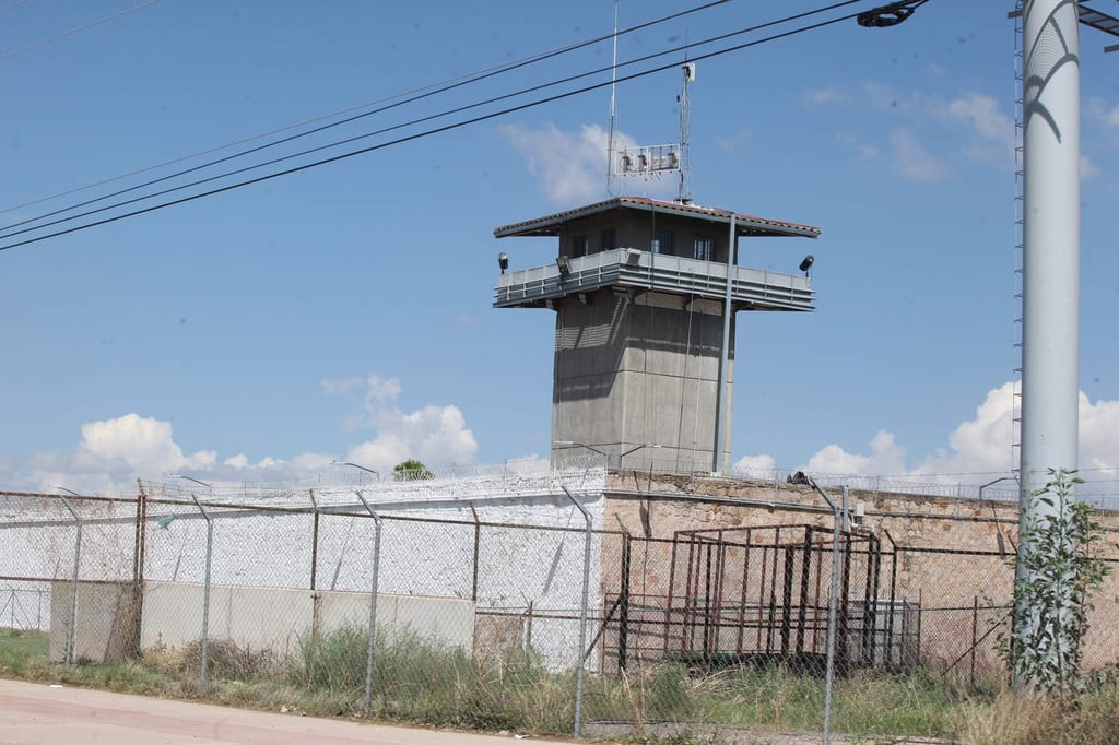 Con deficiencias, centros penitenciarios de Durango: CNDH