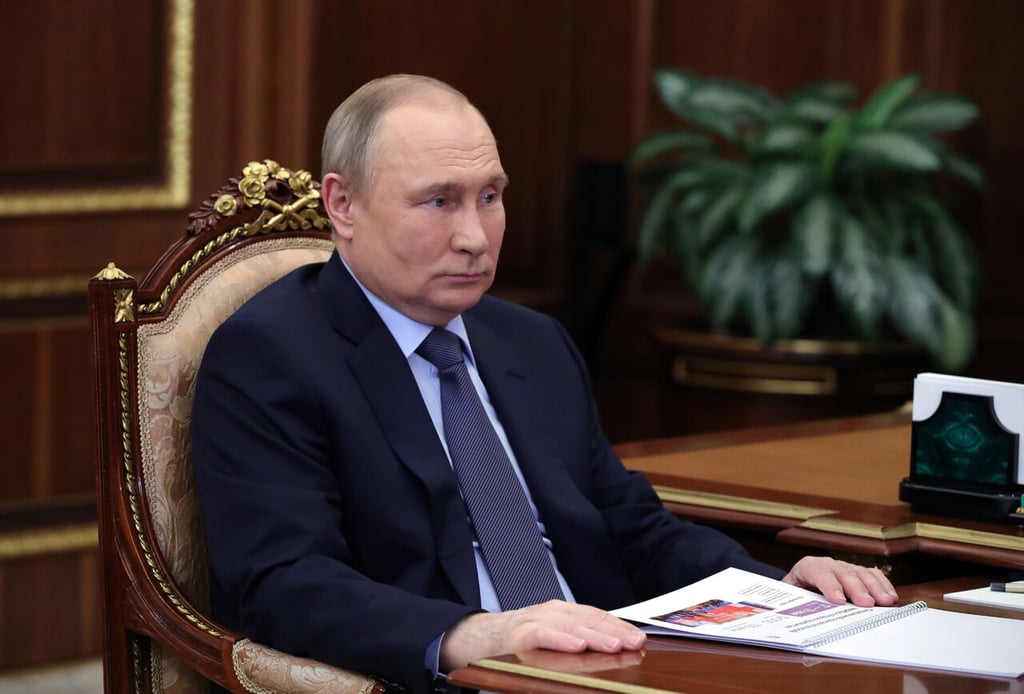 Vladimir Putin reitera que Rusia esta a favor de facilitar la salida de civiles de Azovstal