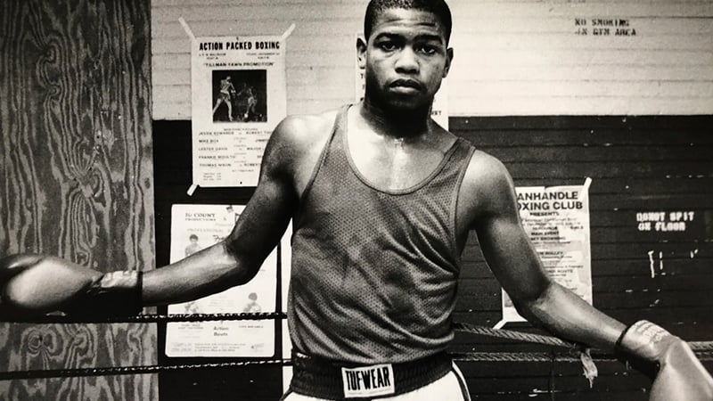 Un día como hoy, Roy Jones Jr. debutó como boxeador profesional