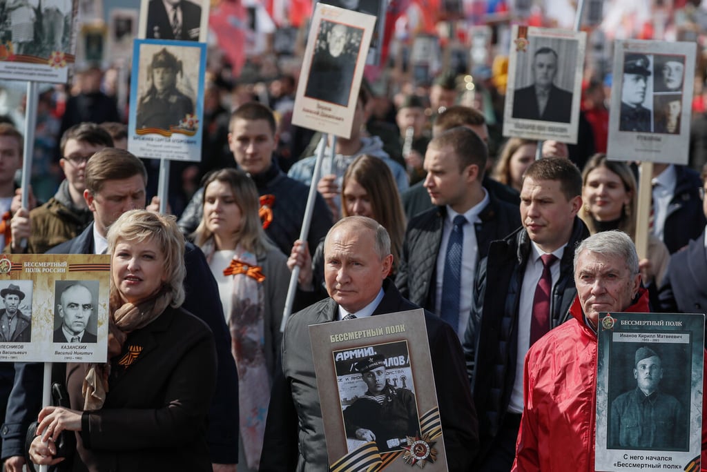 Putin participa en marcha de los caídos en la Segunda Guerra Mundial