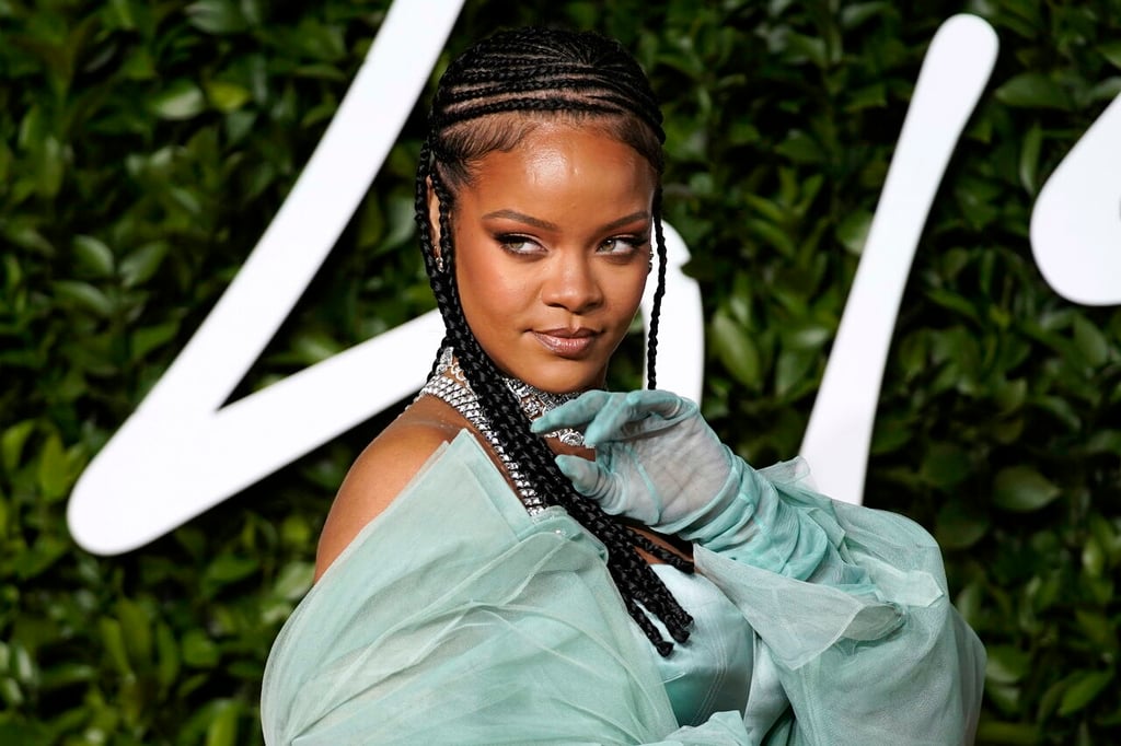 Rihanna celebra su primer día de las madres