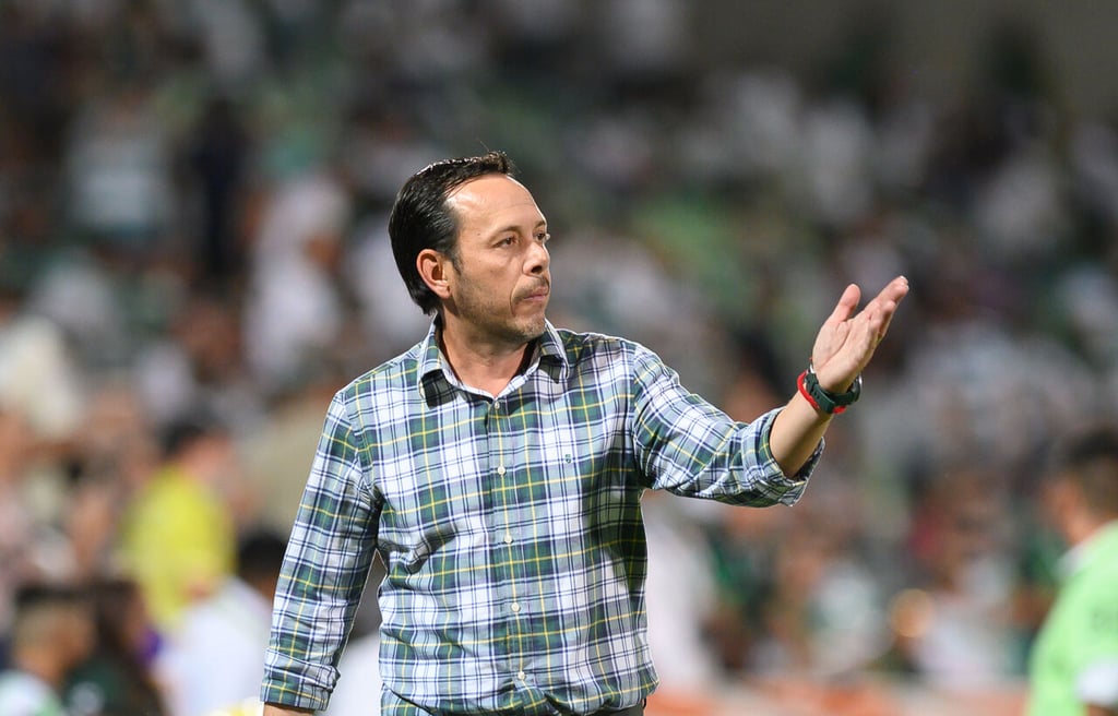 Eduardo Fentanes continuará como director técnico de Santos Laguna
