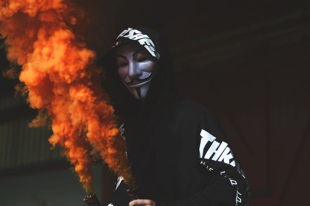 Anonymous se atribuye ataque a YouTube de Rusia