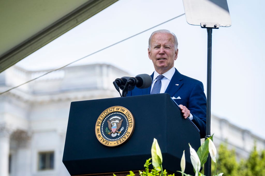 Joe Biden llama a confrontar el 'odio' tras tiroteo en Buffalo