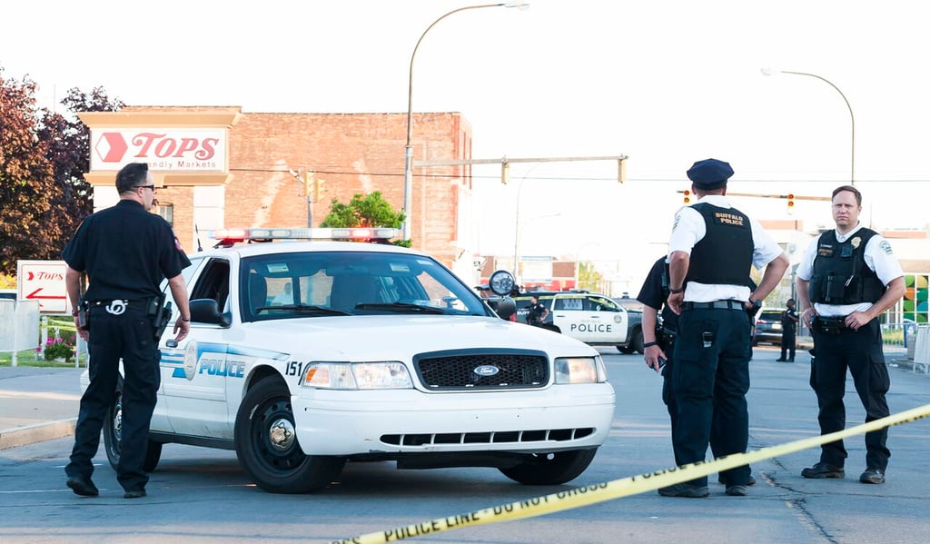 AMLO lamenta tiroteo en supermercado en Estados Unidos que dejó 10 muertos