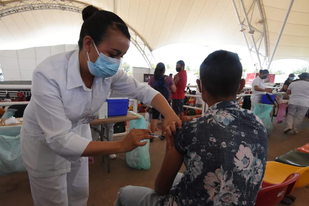 Arranca vacunación a menores de 12 a 14 años en la Fenadu