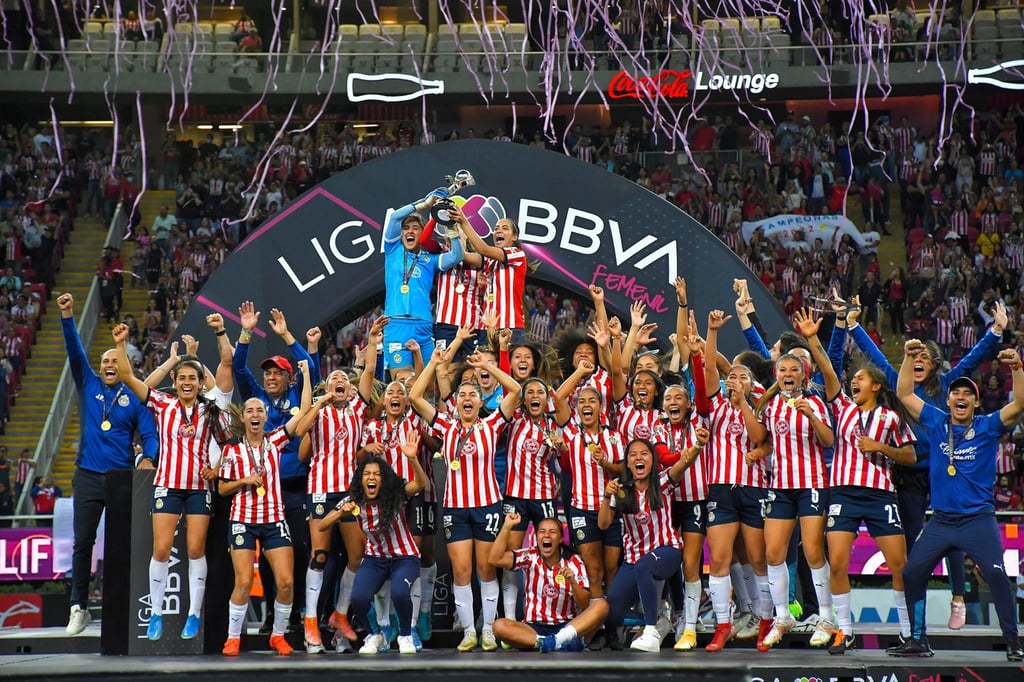 ¡Chivas, campeonas!