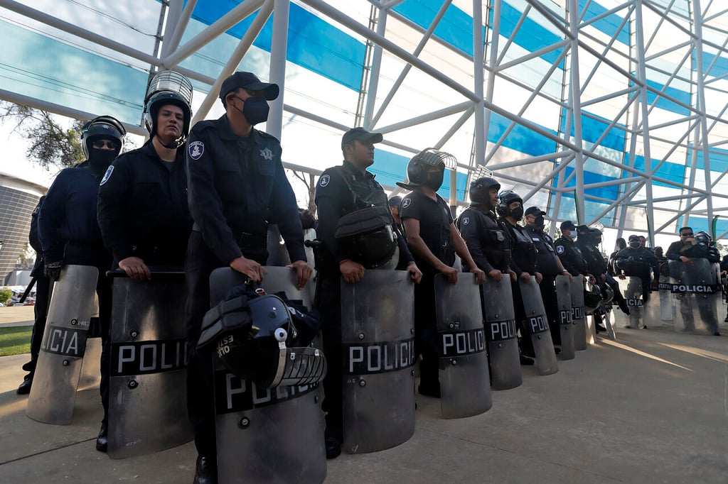 En México asesinan a más de un policía al día, según ONG