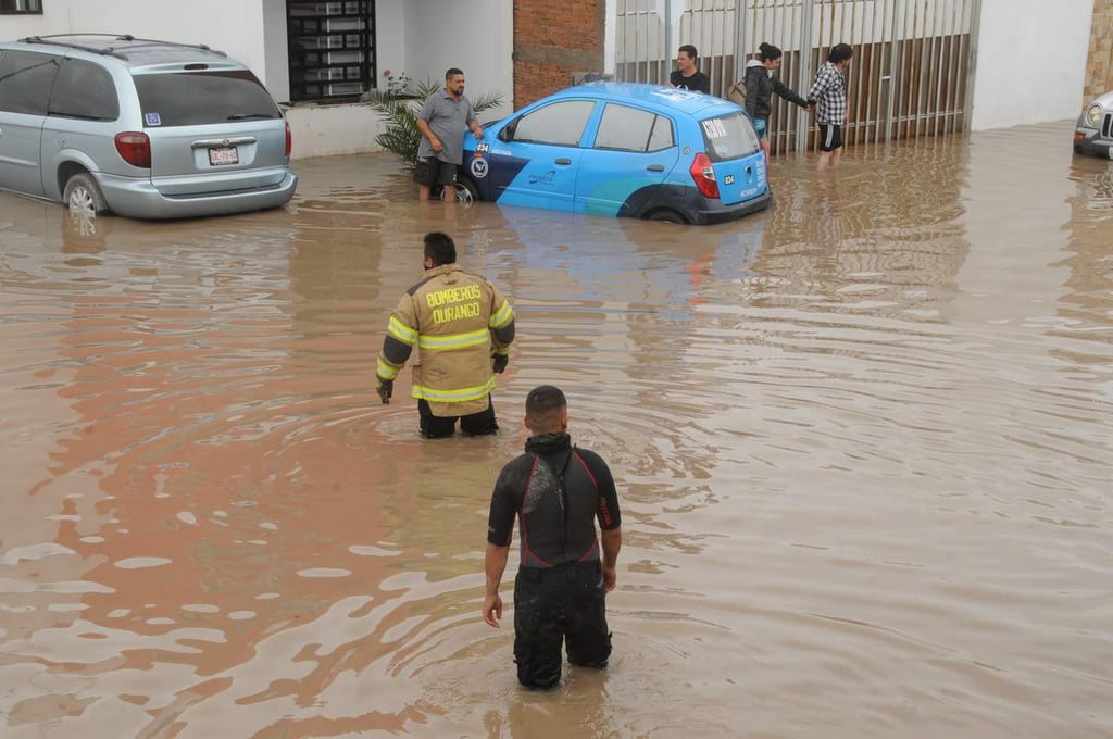 Fraccionamientos de la ciudad de Durango cobran factura en temporada de lluvias