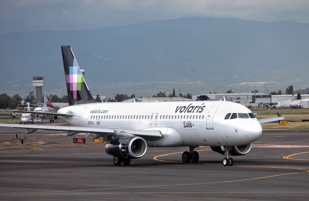 Aerolínea Volaris cancela vuelos a Huatulco, Ebrard estaba entre pasajeros