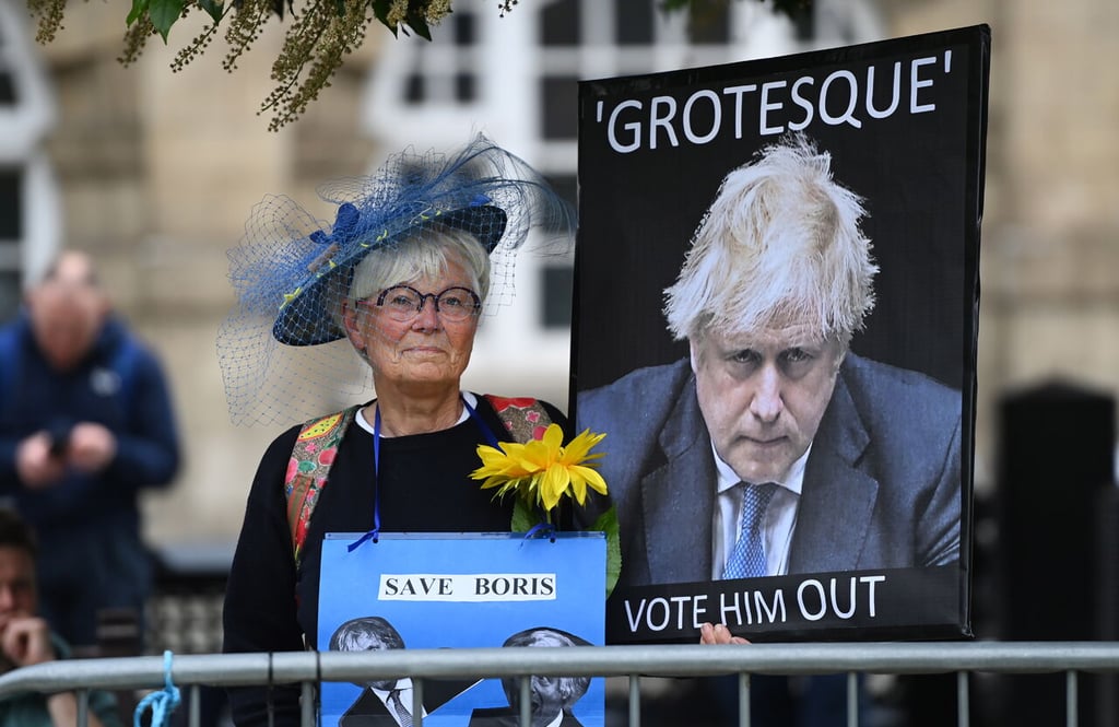 Conservadores inician votaciones que decidirán el futuro de Boris Johnson