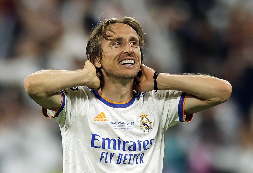 Luka Modric recibe homenaje antes de su partido contra Francia
