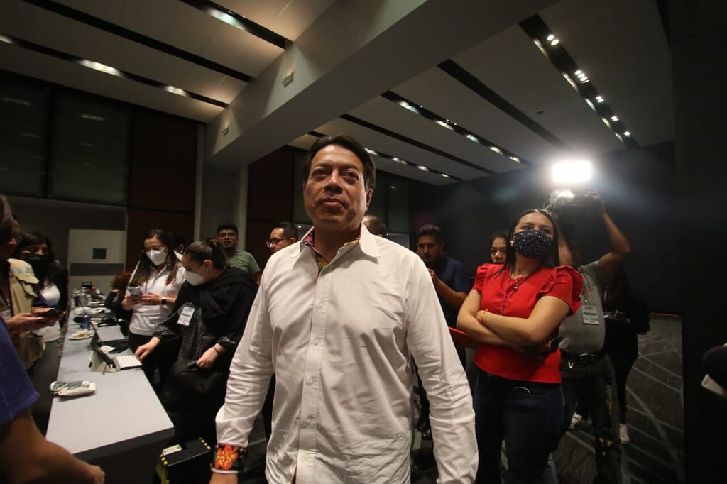 AMLO felicita a Mario Delgado porque Morena 'avanzó' en elecciones