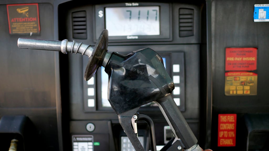 Aumentan precios de gasolinas en Estados Unidos