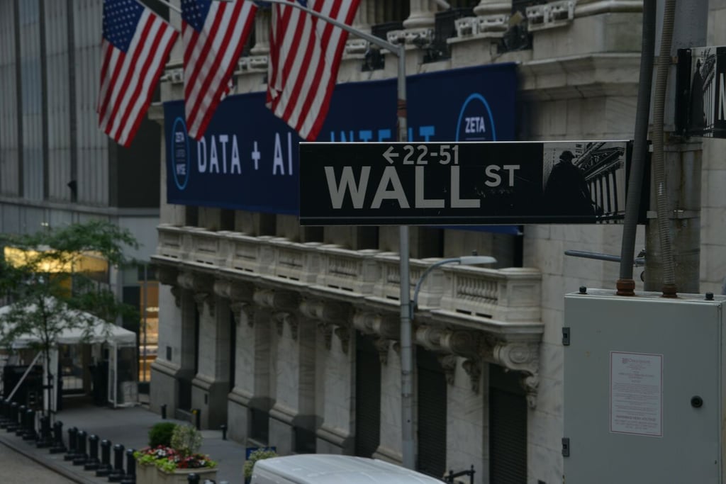Índices de Wall Street presentan su peor nivel desde hace 18 meses