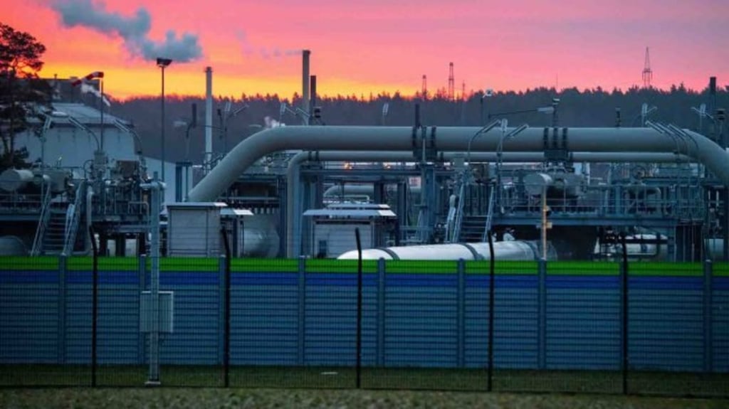 Rusia reduce de nuevo los envíos de gas natural a Europa