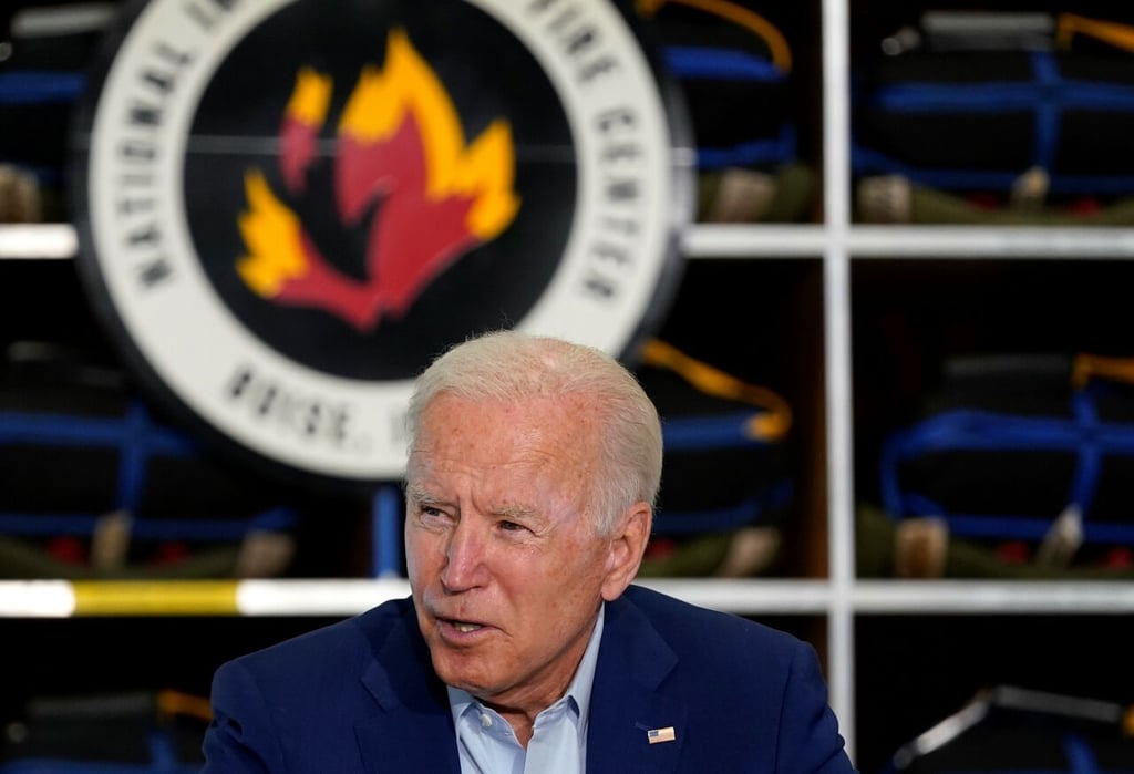Joe Biden incrementa el sueldo de los bomberos federales