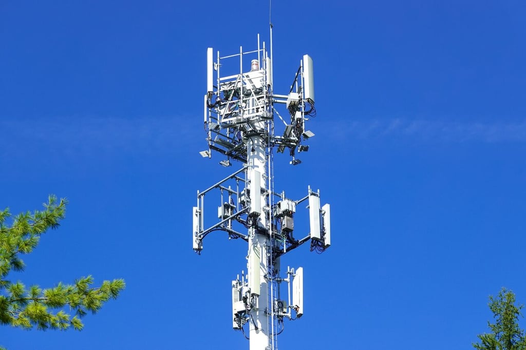 Se instalarán antenas para conectar a internet a 30% del país: AMLO