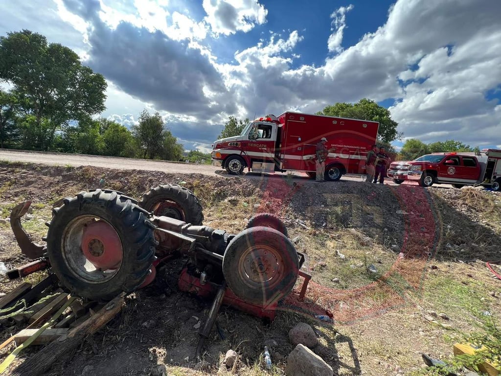 Septuagenario muere en Santiago Papasquiaro al volcar en su tractor
