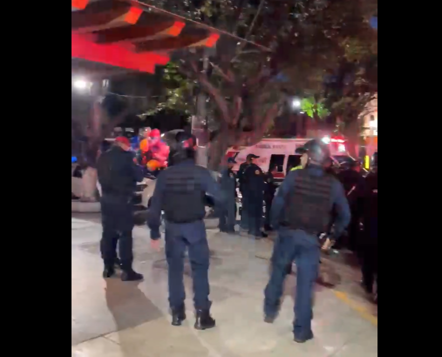 Sujeto mata a balazos a su esposa al interior de restaurante en Ciudad de México