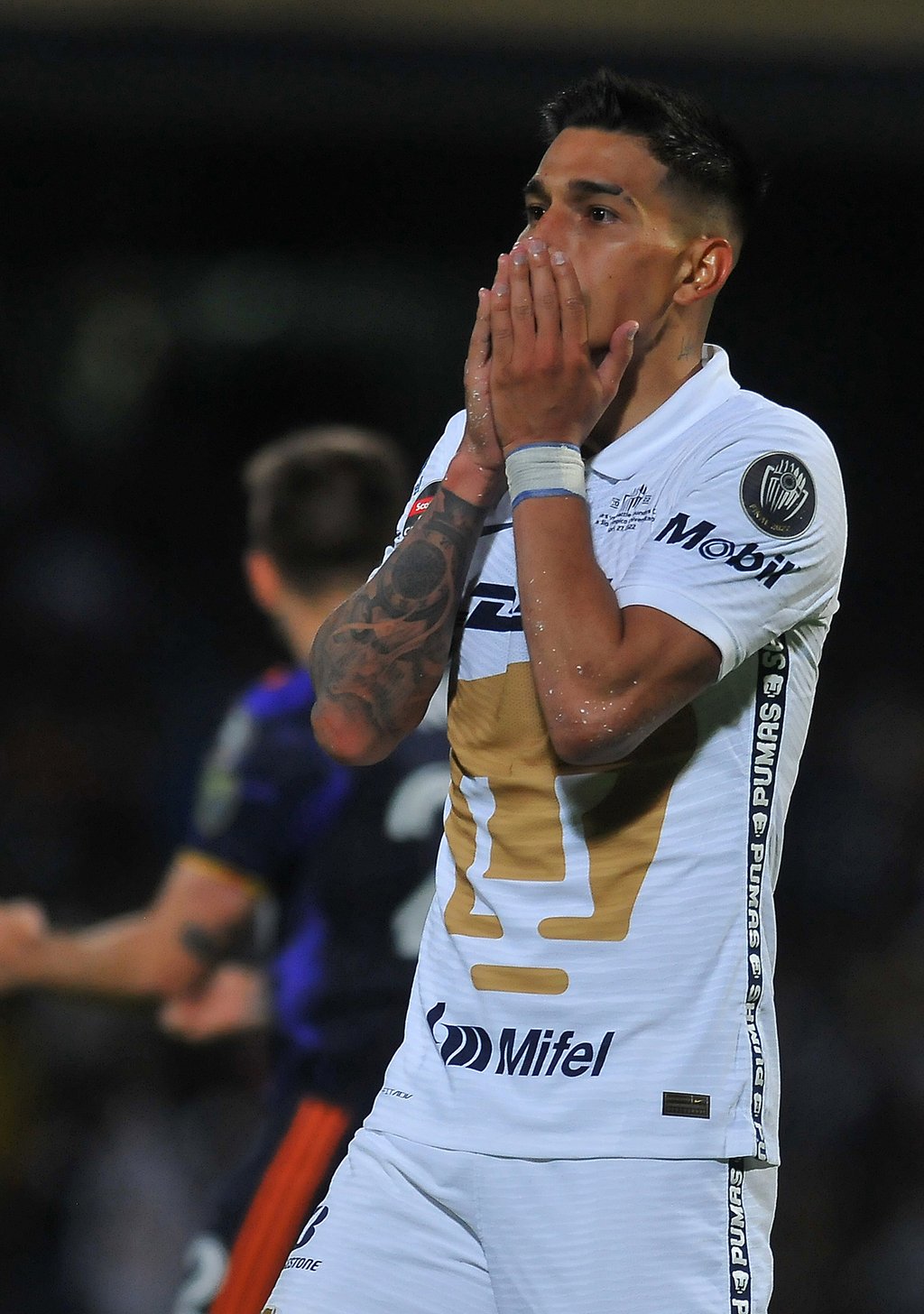 Favio Álvarez deja a Pumas