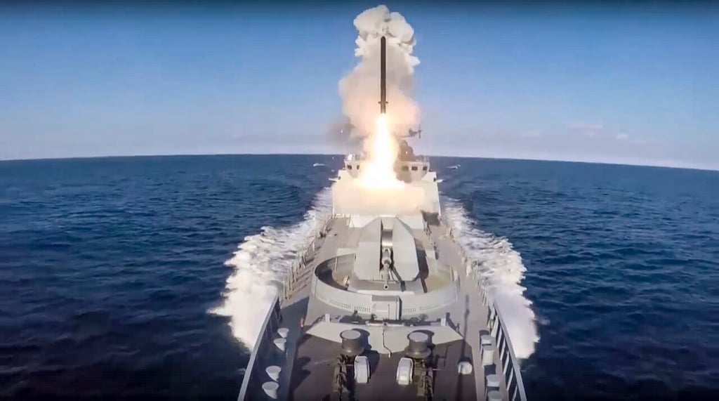 Rusia dispara misiles en toda Ucrania para avanzar hacia el este