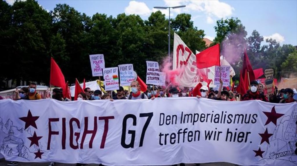 Miles protestan de cara a cumbre del G7
